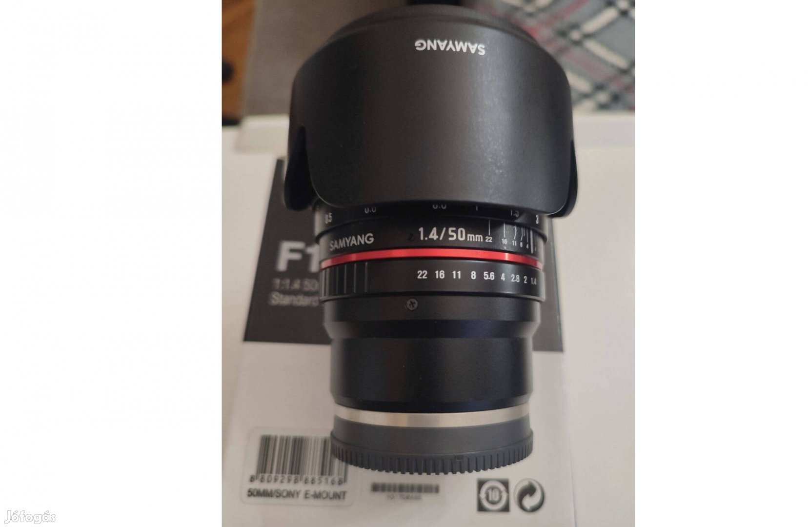 Samyang 50mm F1.4 mint az új állapotban Sony FE reklámáron