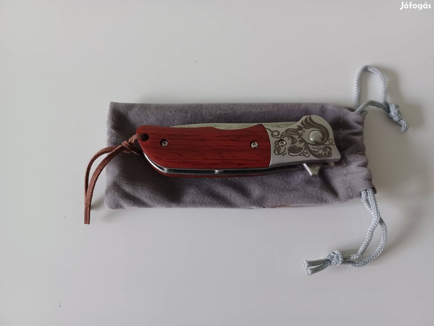 San Mai damaszk bicska zsebkés