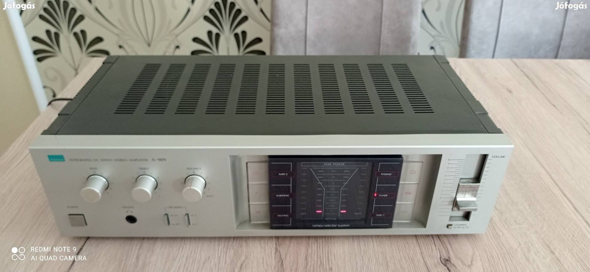 Sansui A909 Erősítő