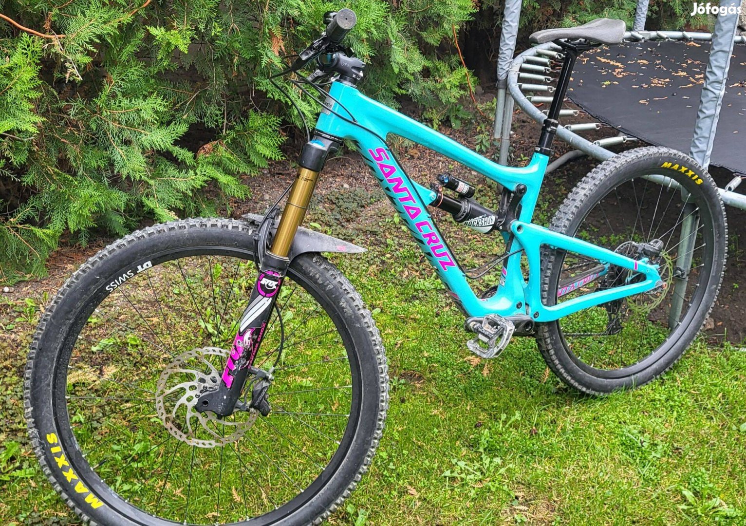 Santa Cruz Nomád M-es carbon enduro