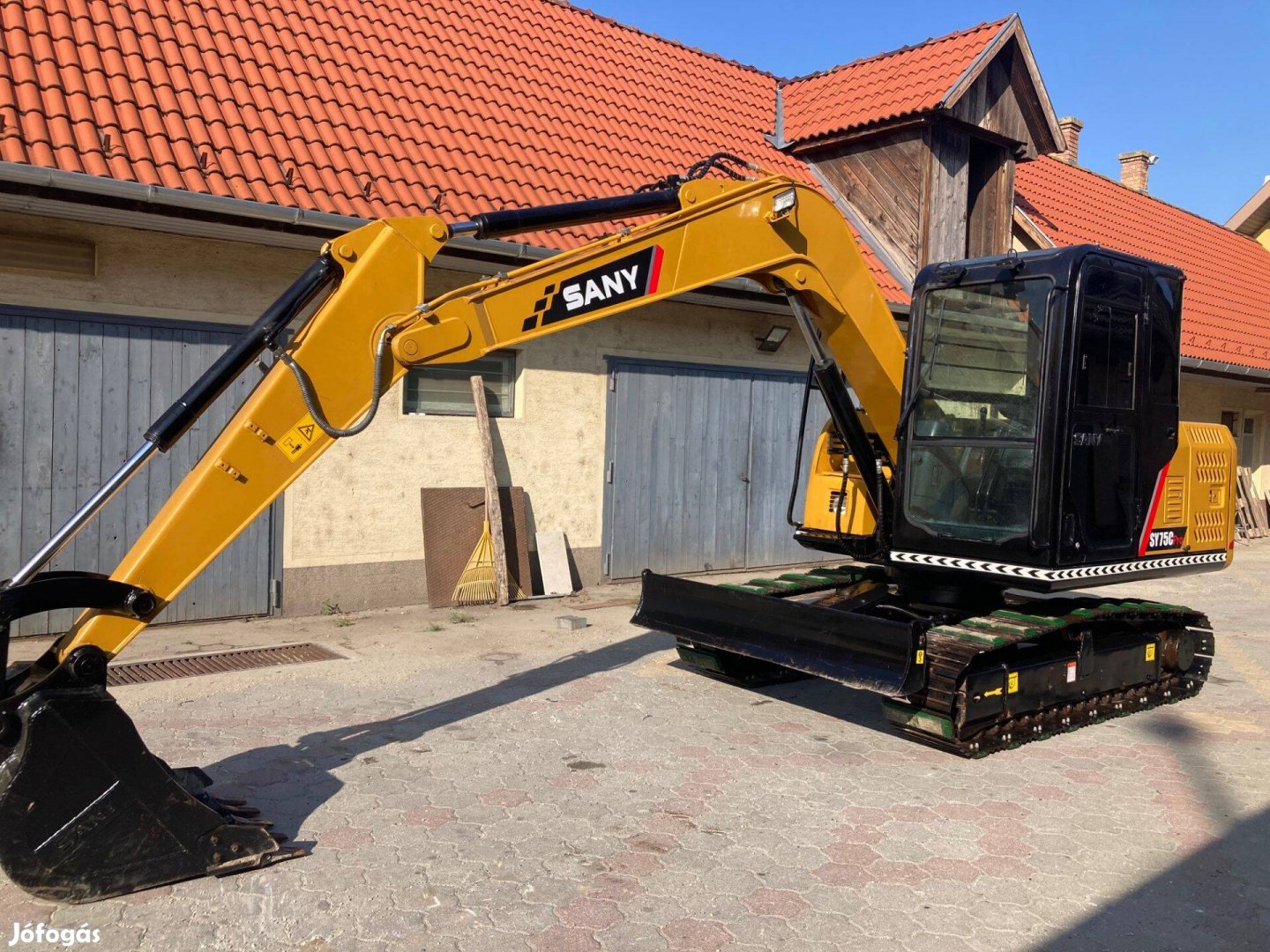 Sany SY75 C lánctalpas forgókotró