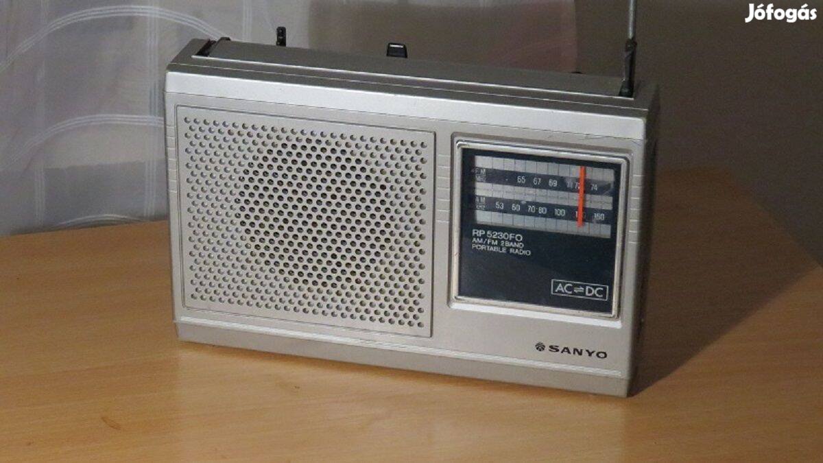 Sanyo hordozható kisrádió rádió