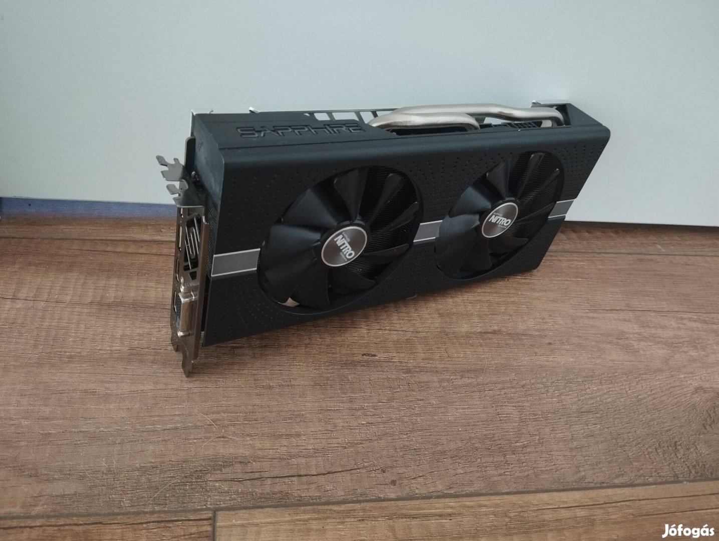 Sapphire Radeon nitro 590,480