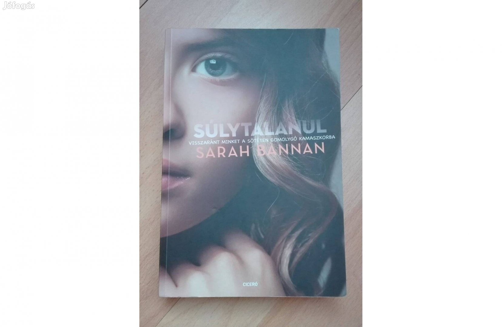 Sarah Bannan - Súlytalanul