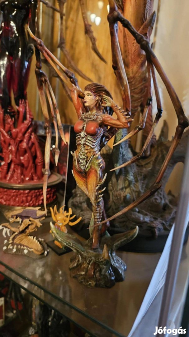 Sarah Kerrigan Queen of Blades