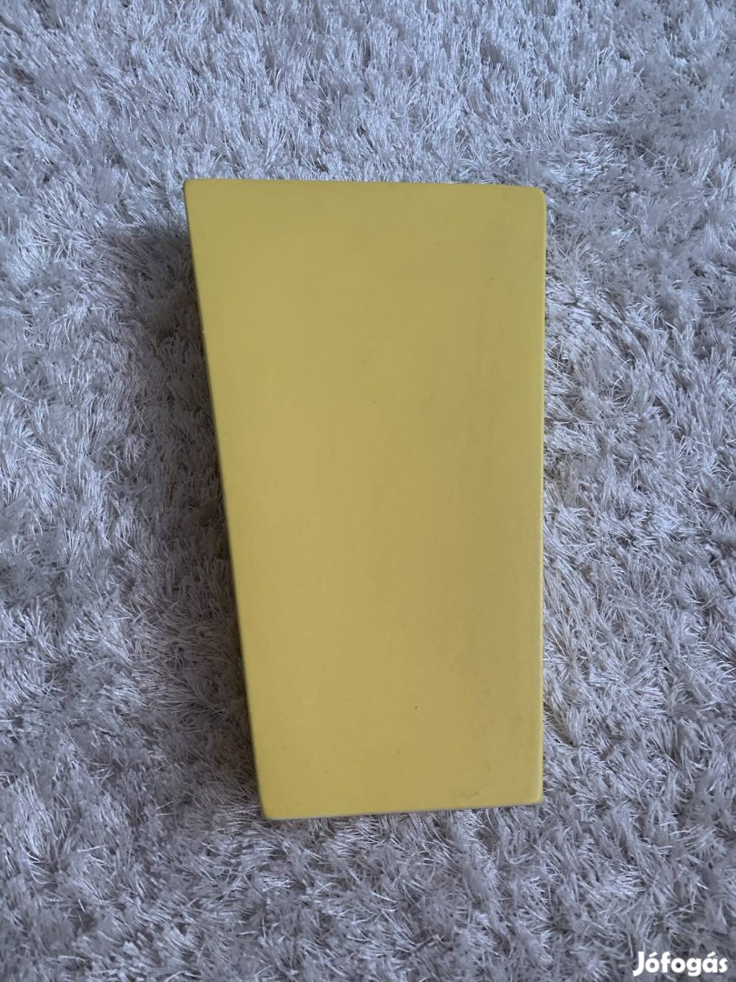 Sárga szögletes kerámia váza