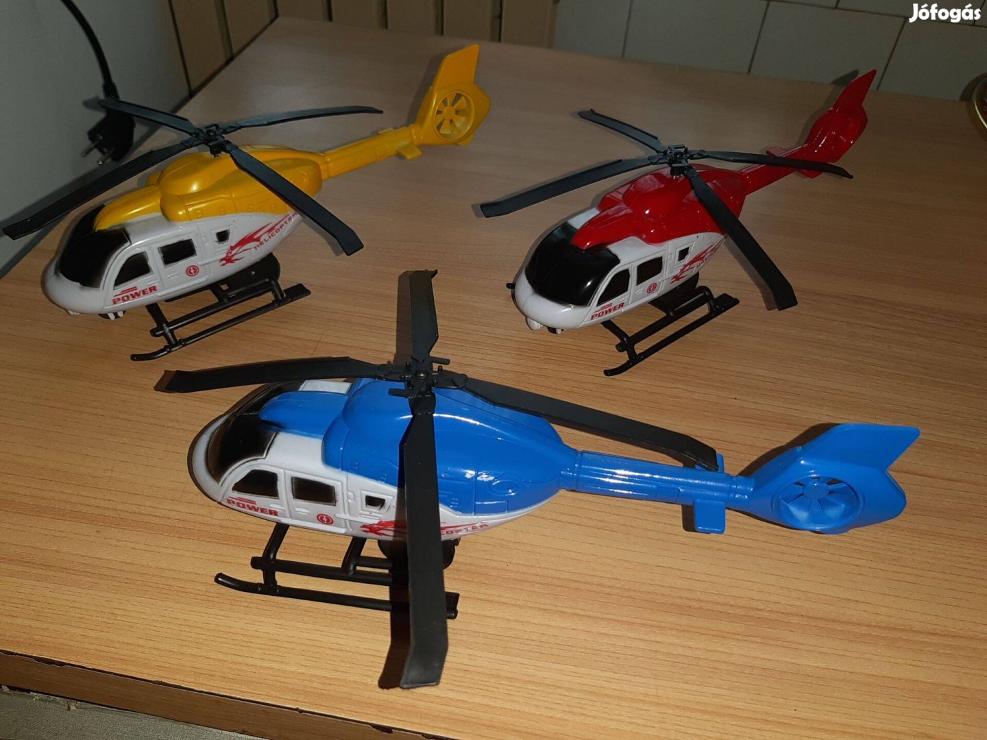 Sárga vagy kék helikopter 27 cm