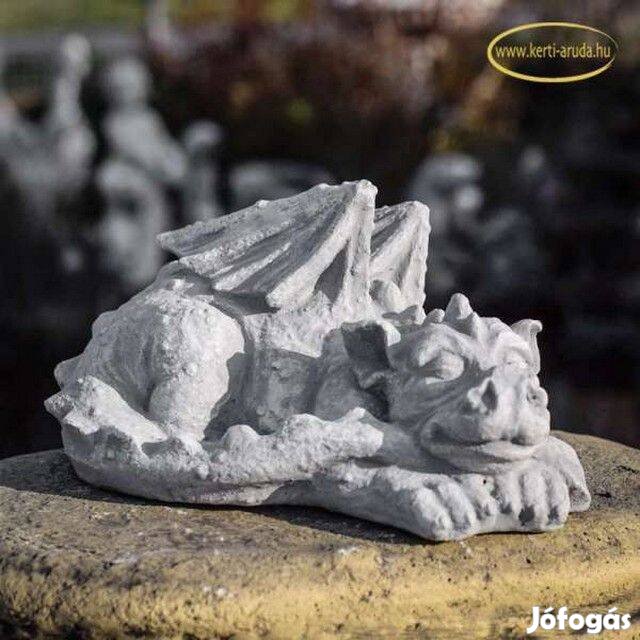 Sárkány figura