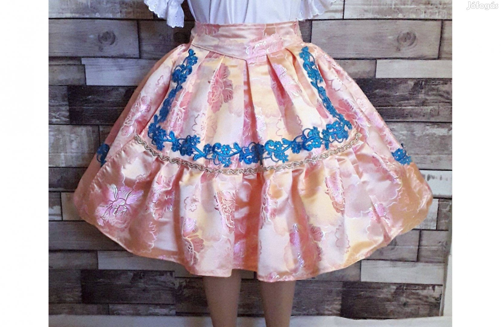 Sárközi szoknya köténnyel kislányoknak, népviselet