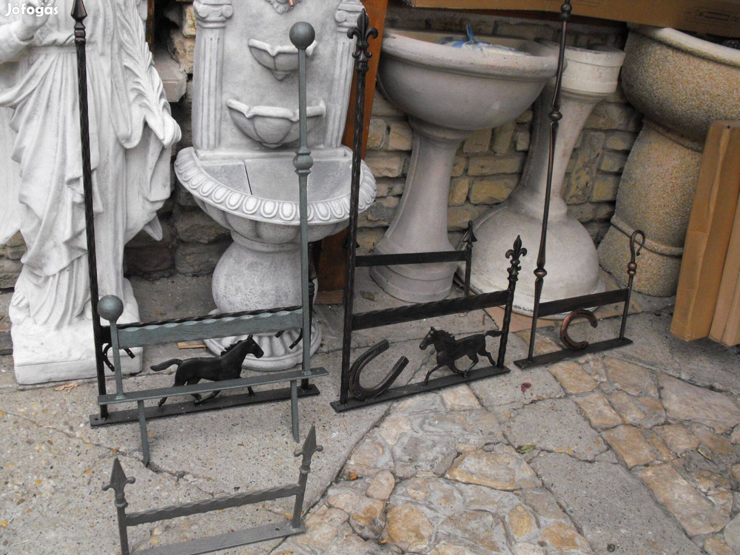 Sárlehúzó vas Kovácsoltvas magas szárú Kézműves sárkaparó