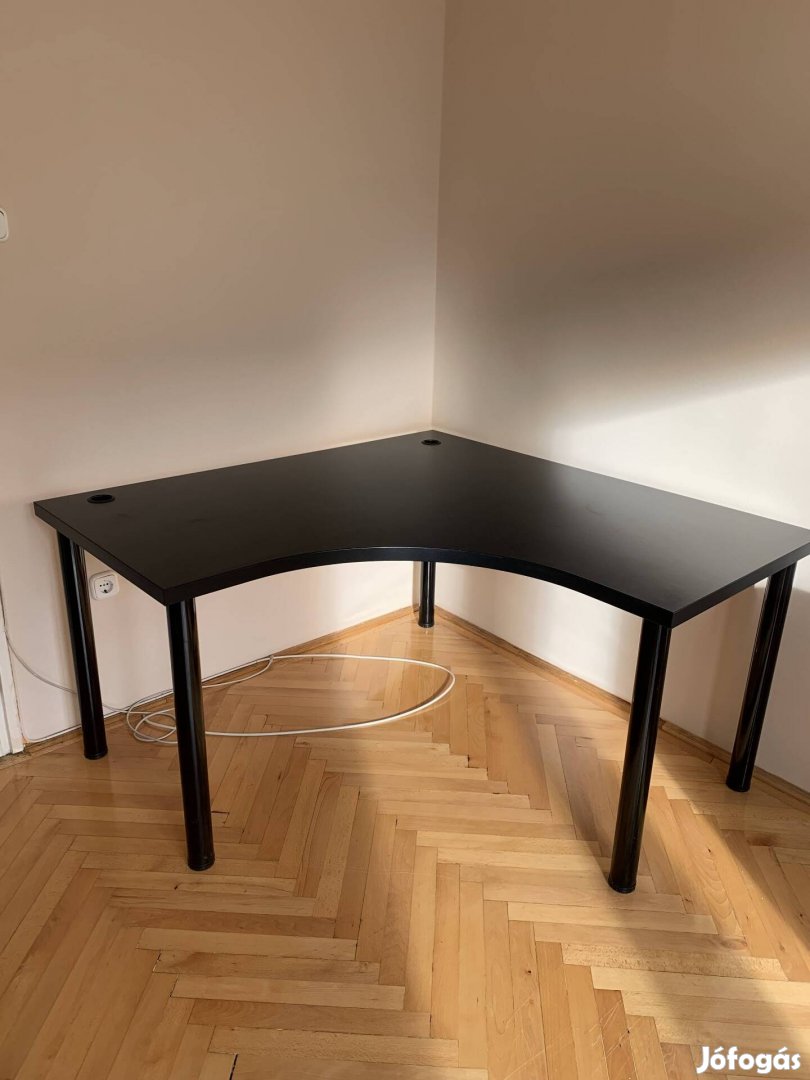 Sarok íróasztal 140*140 cm