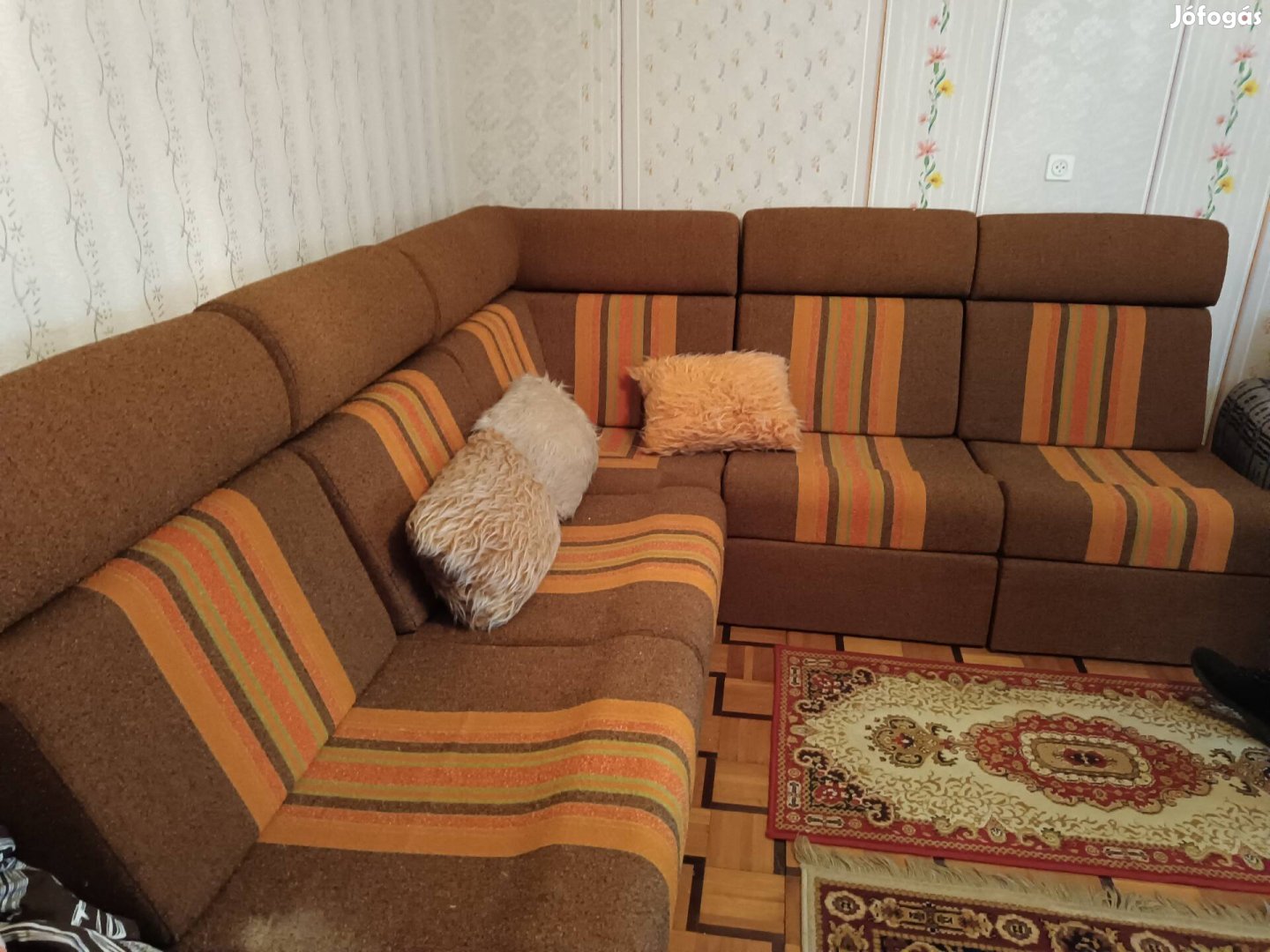 Sarok kanapé 