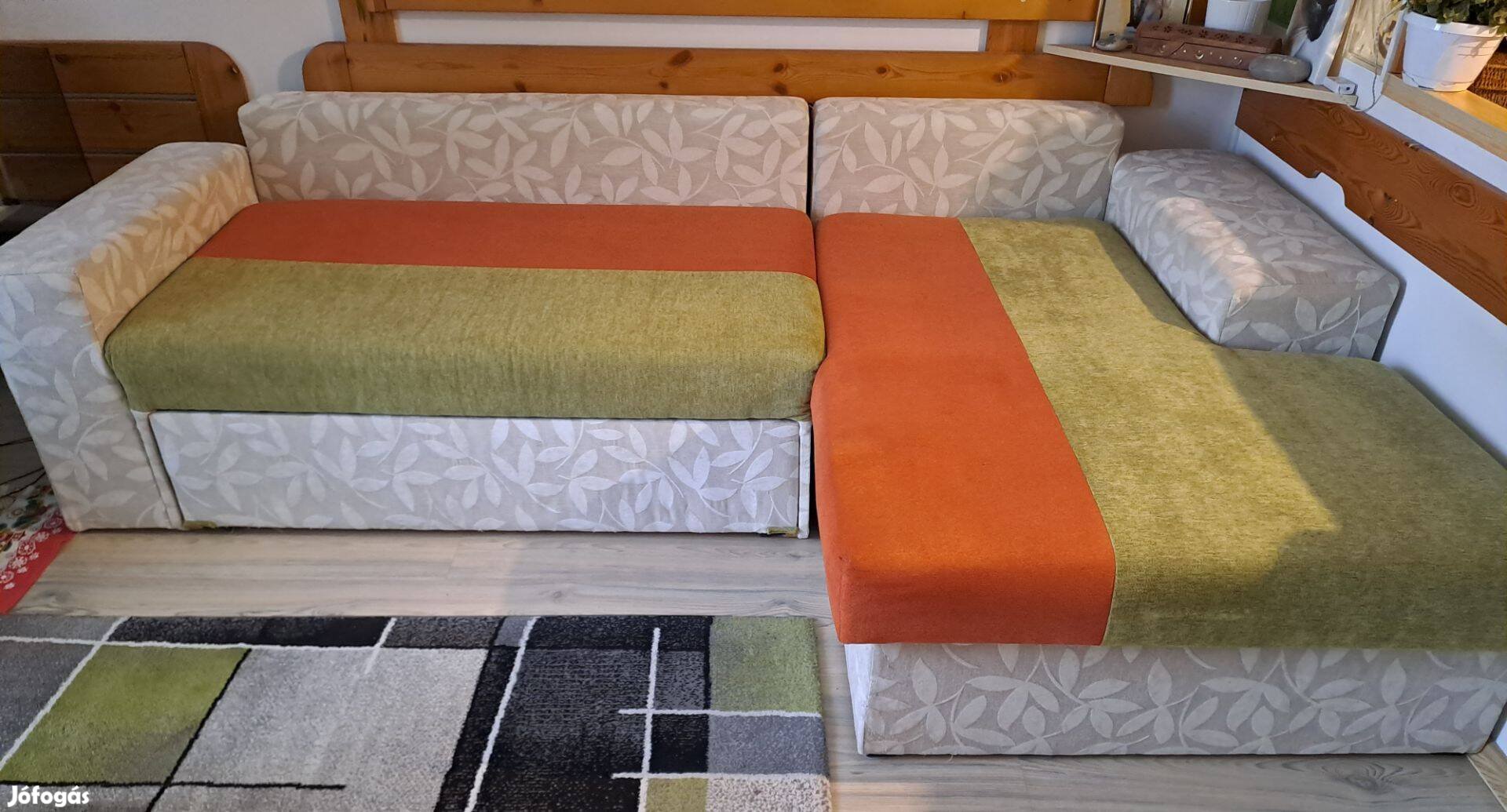 Sarokkanapé 250cmx160cm