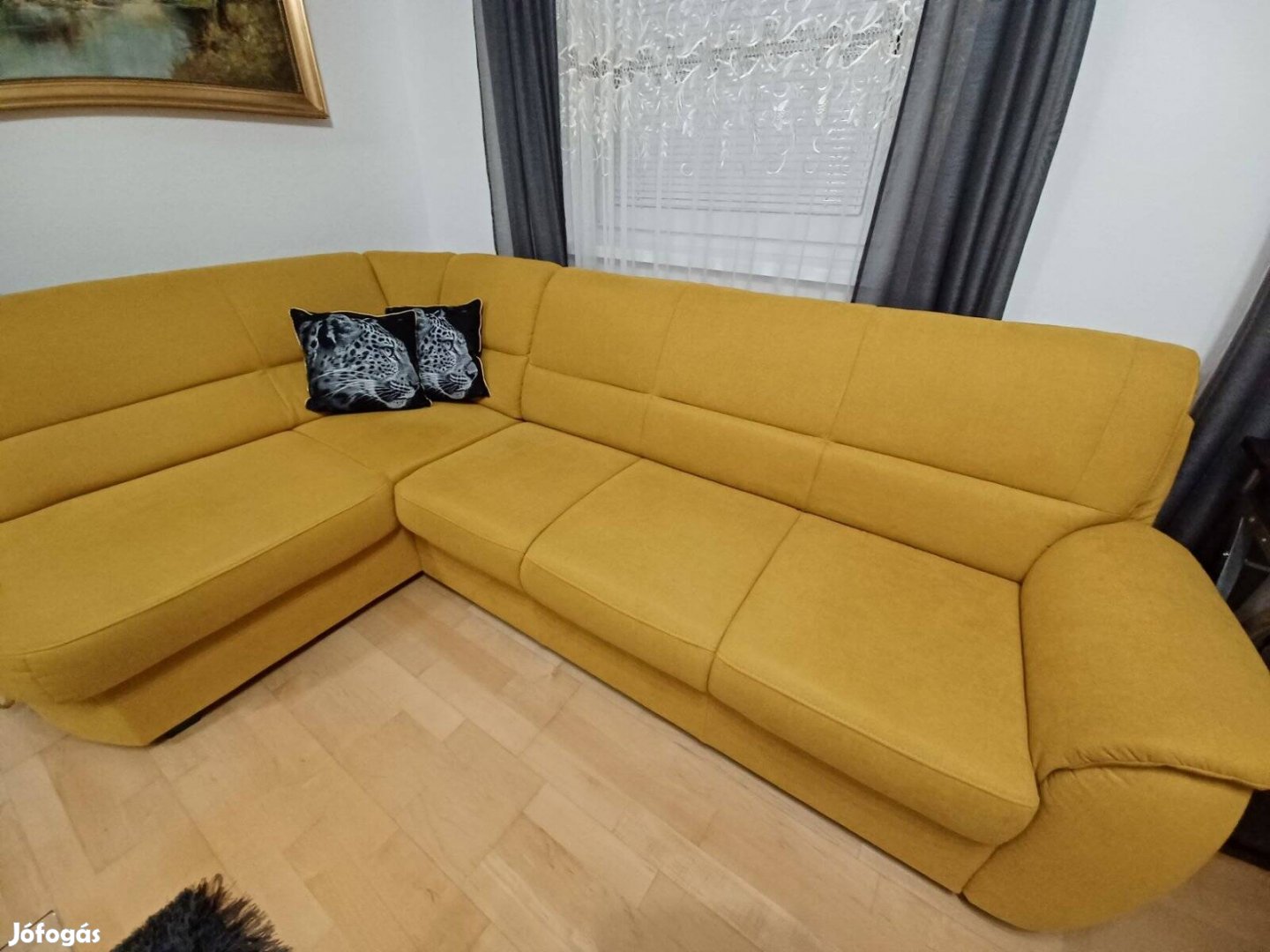 Sarokkanapé ágyneműtartós