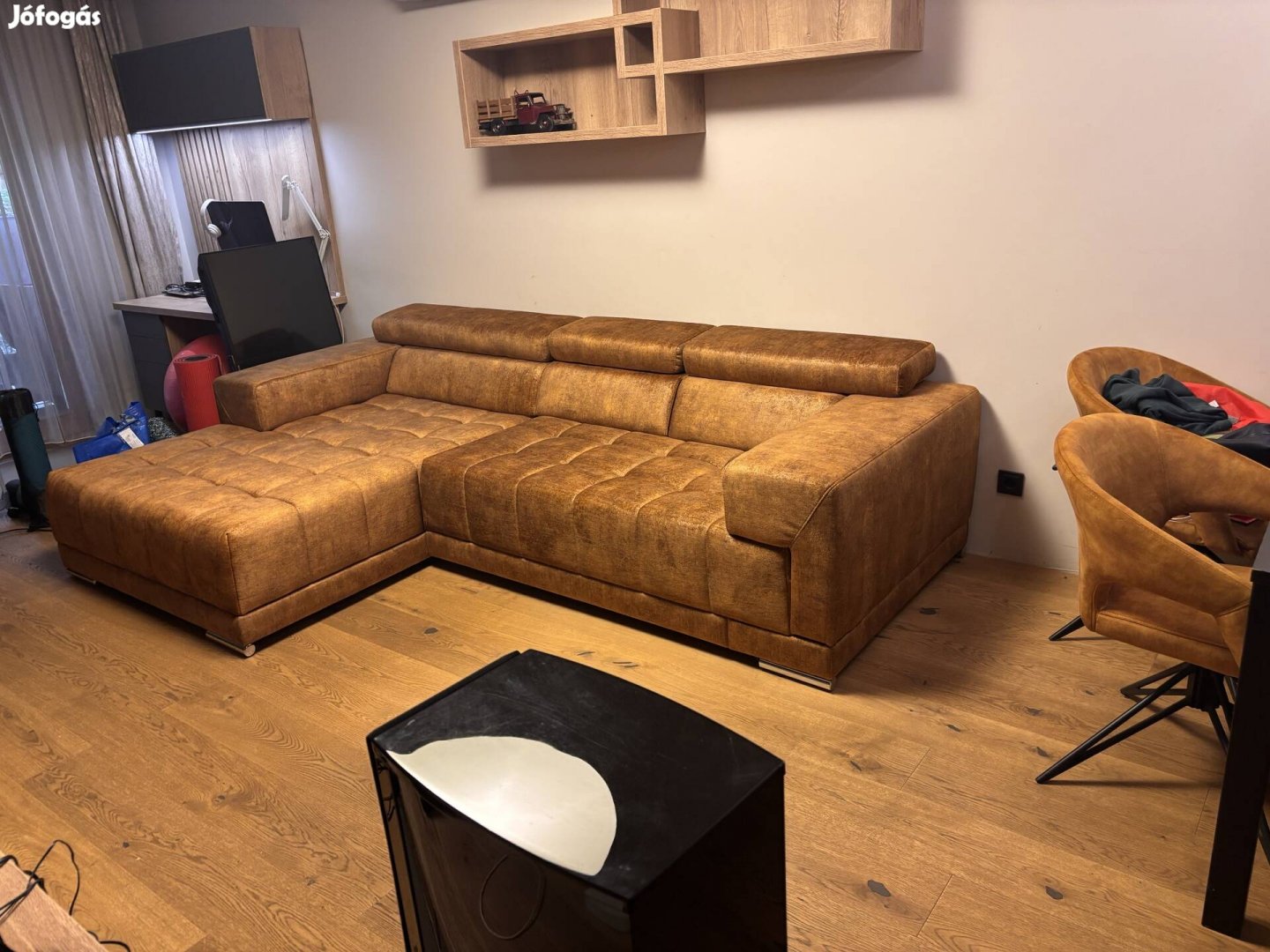 Sarokkanapé egyedi gyártasú ülőgarnitúra