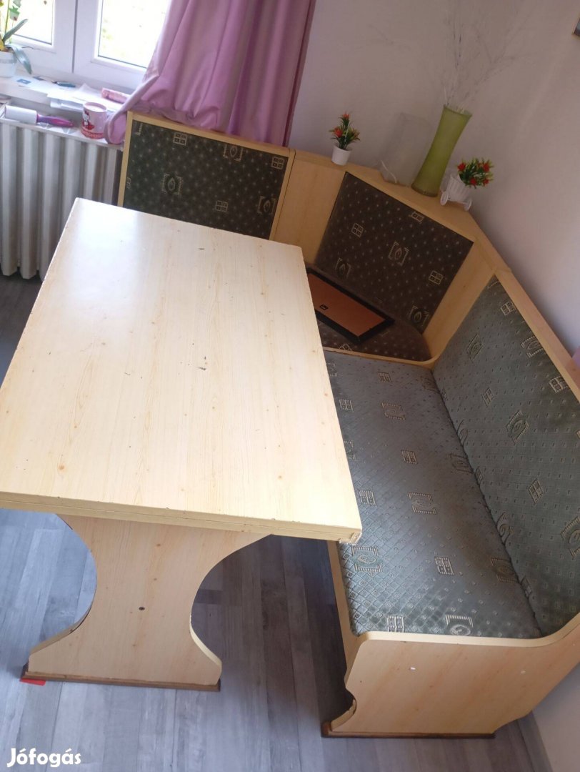 Sarokülő garnitúra