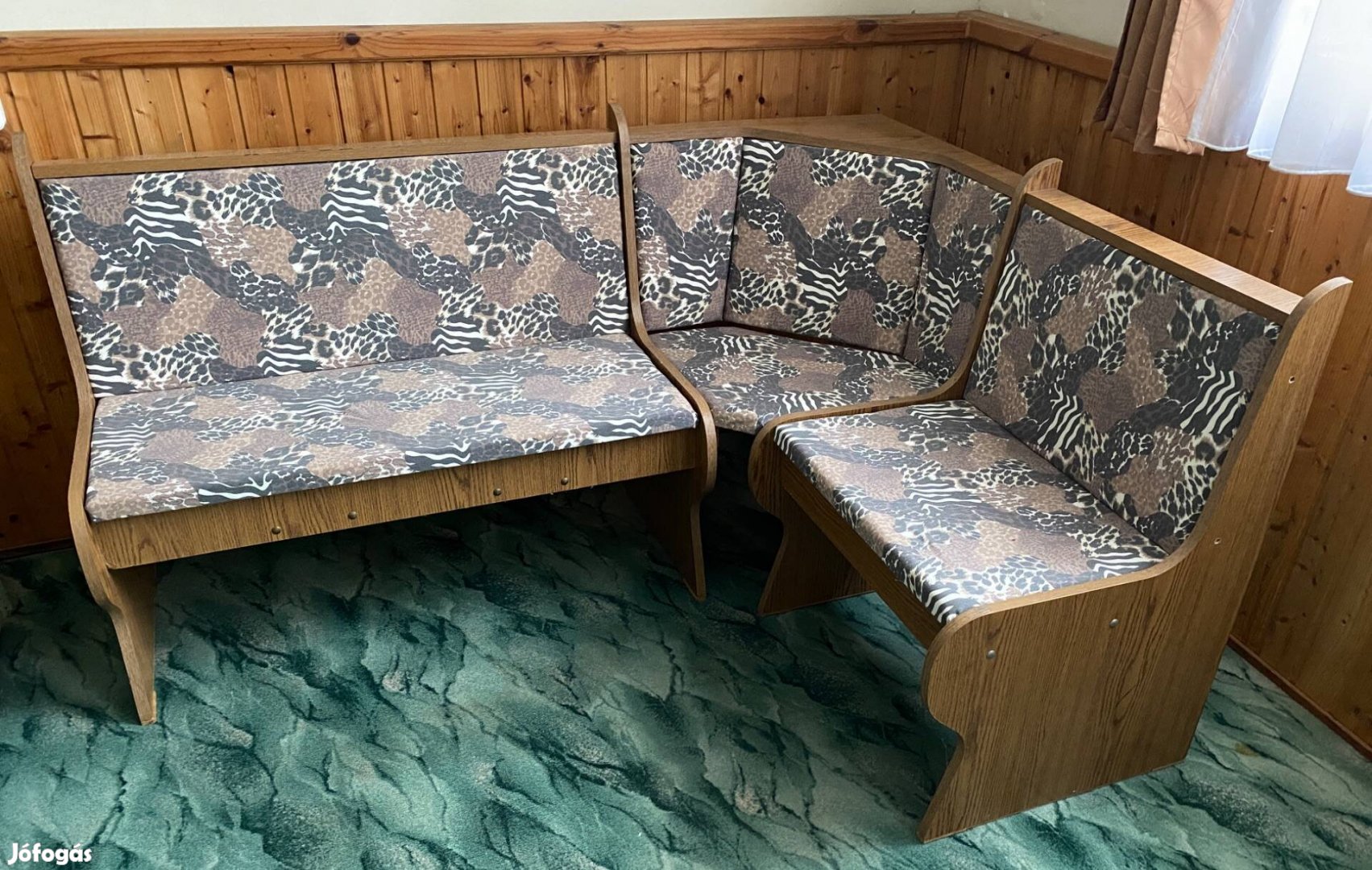 Sarokülő jó állapotú