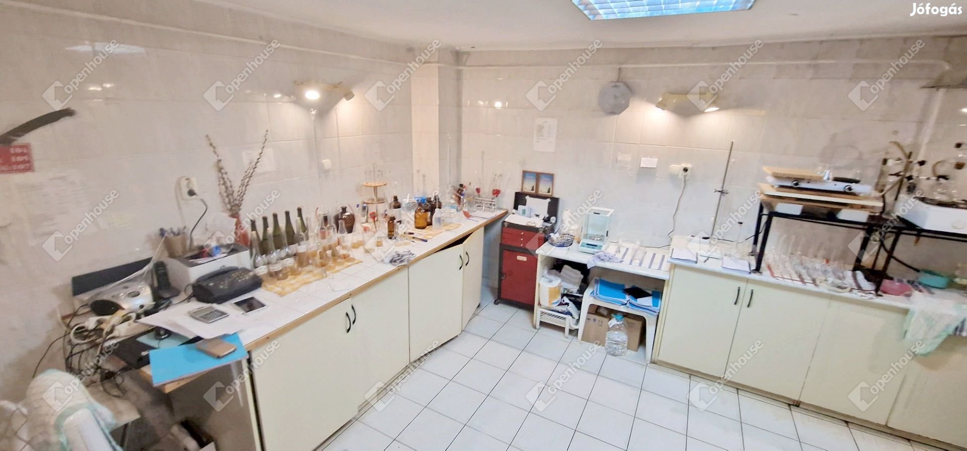 Sárospataki eladó 190 nm-es üzlethelyiség