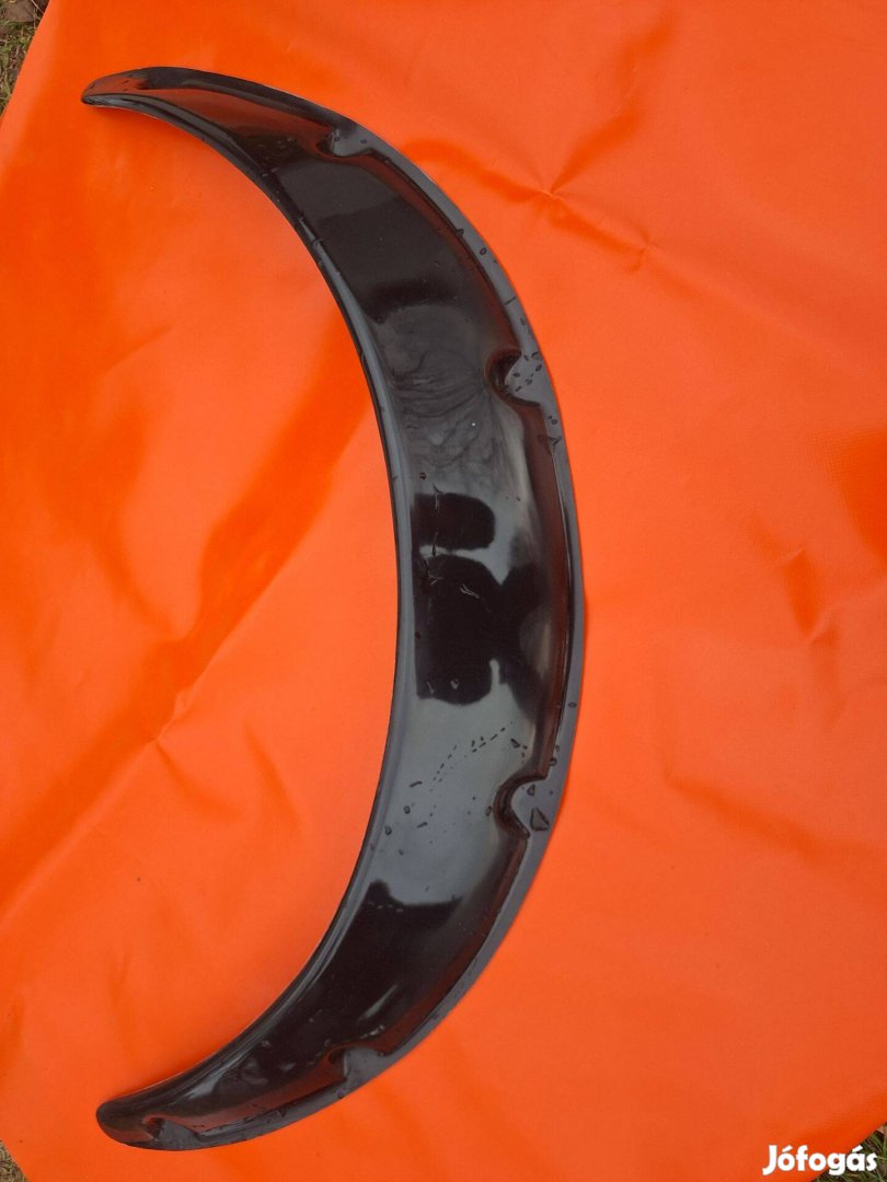 Sárvédő szélesítő