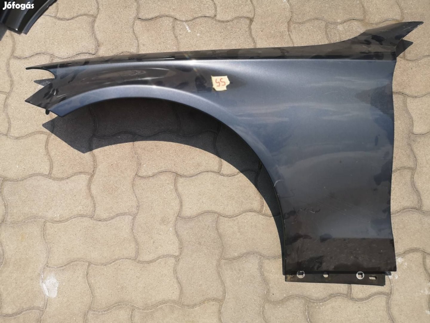 Sárvédő w205 bal eladó