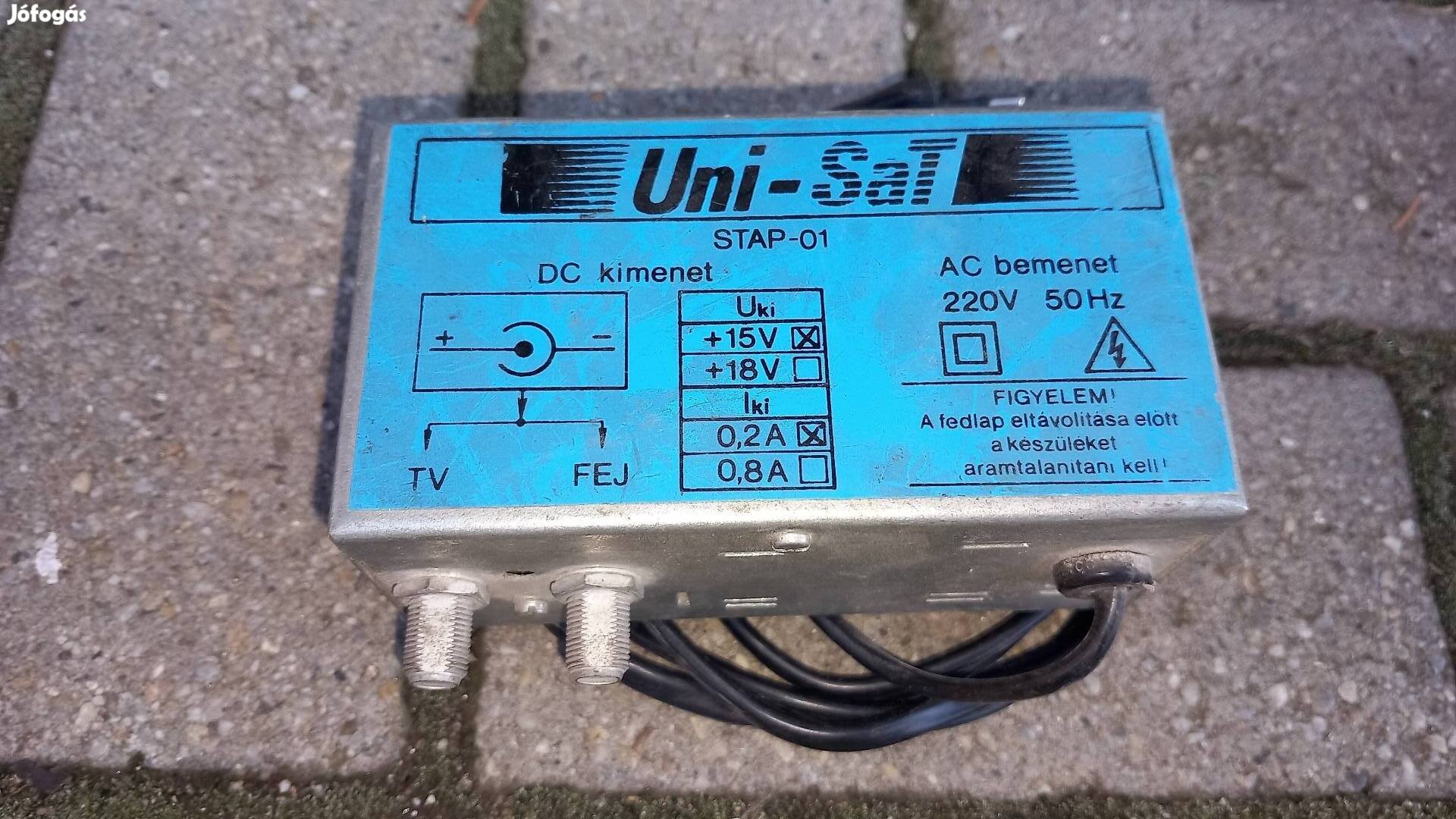 Satelit parabola antenna  erősítő