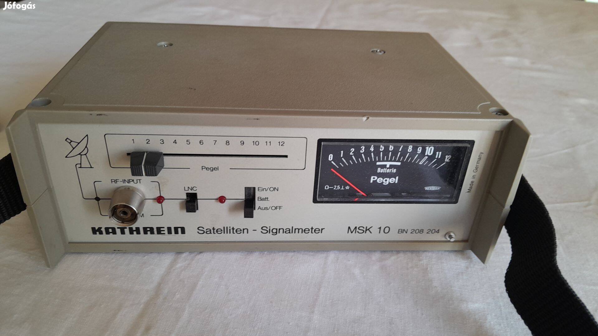 Satellit antennajel mérő hordozható, német gyártmány