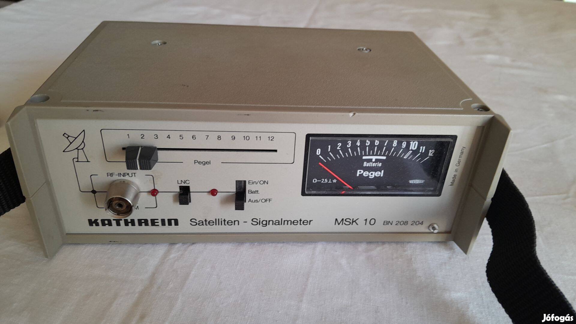 Satellit antennajel mérő (hordozható, német gyártmány)