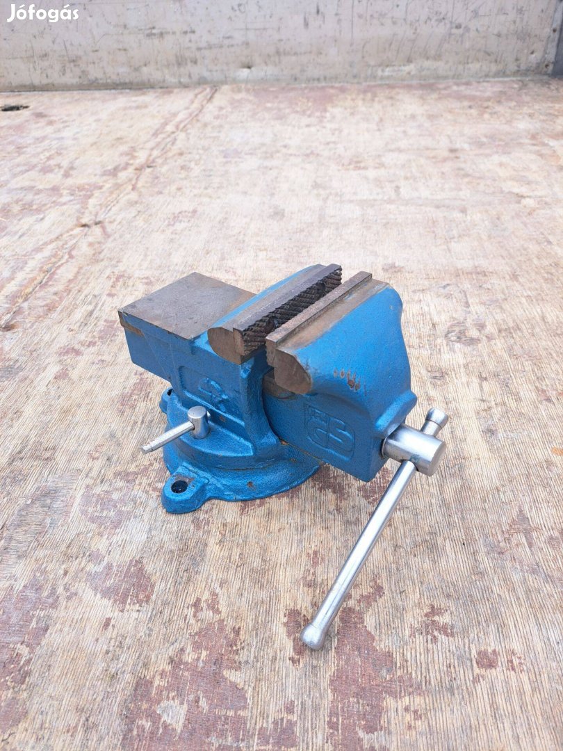 Satu 100 mm forgó zsámolyos