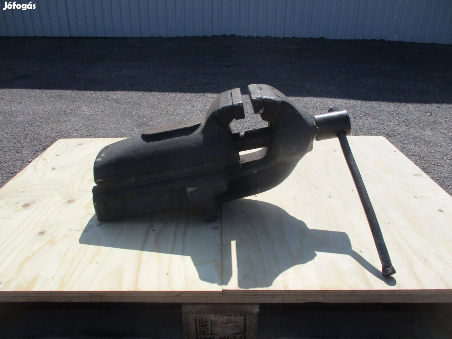 Satu 150mm eladó (3290)