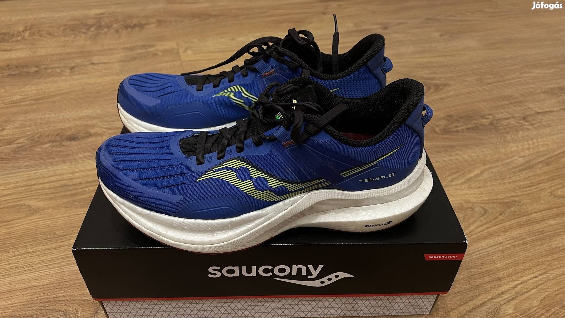 Saucony TEMPUS futócipő 42.5