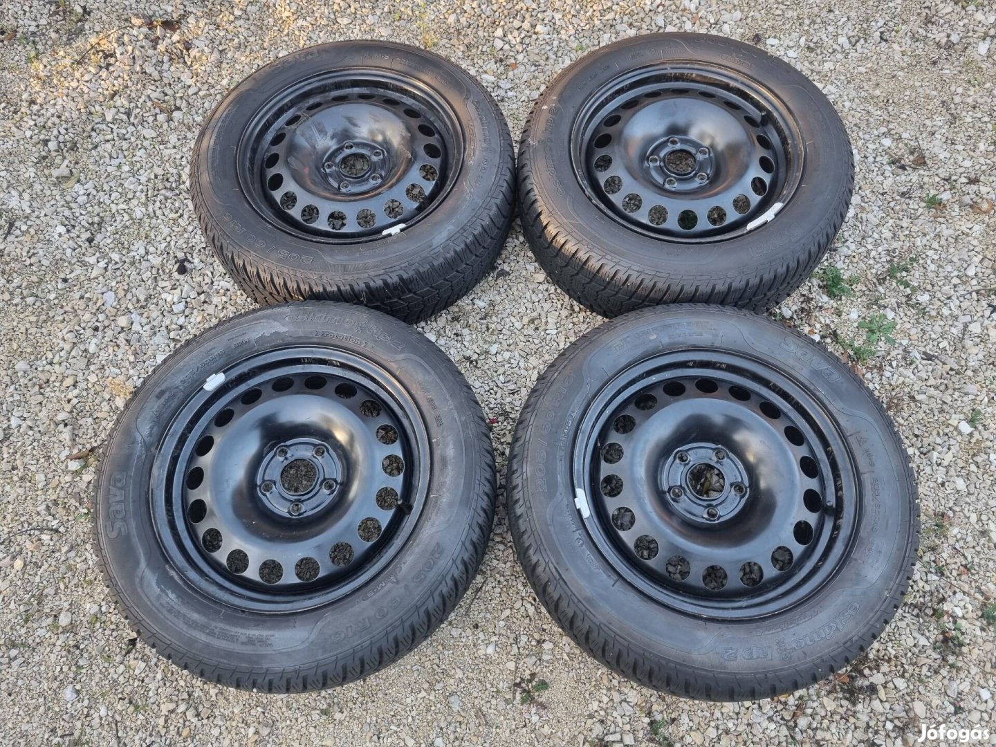 Sava Eskimo HP2 R16 205/60 téligumi + lemezfelni (4 db)