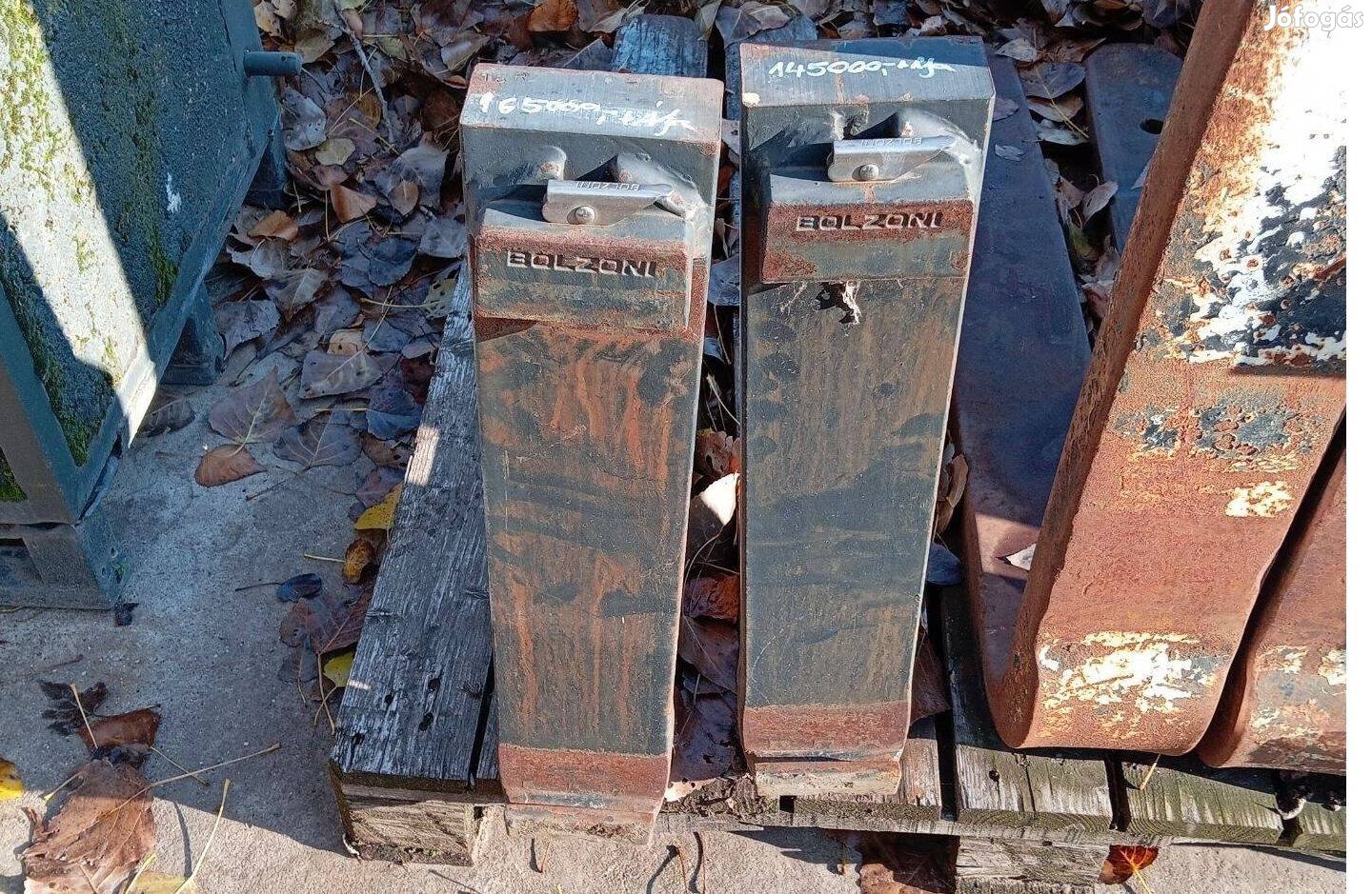 Saválló villapár villakocsi