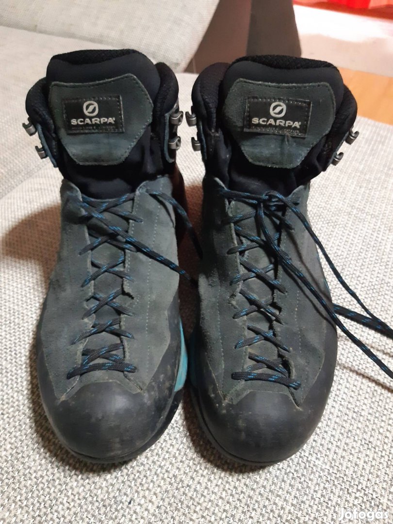 Scarpa 45-ös túrabakancs