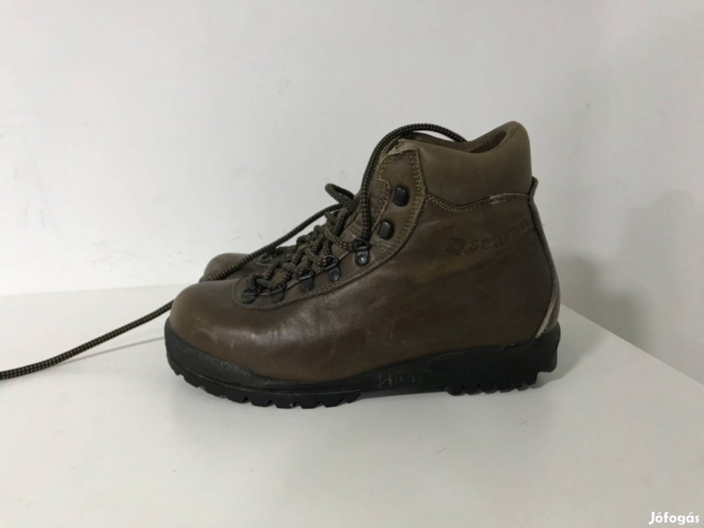 Scarpa full bőr túra bakancs Eur38 méret