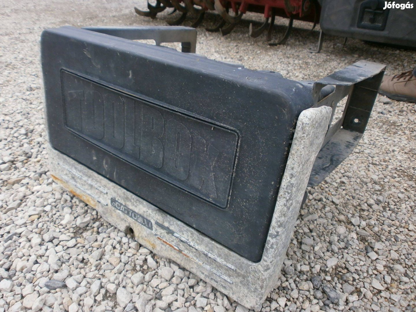 Scattolini gyári doboz szerszámos láda kisteherautóhoz
