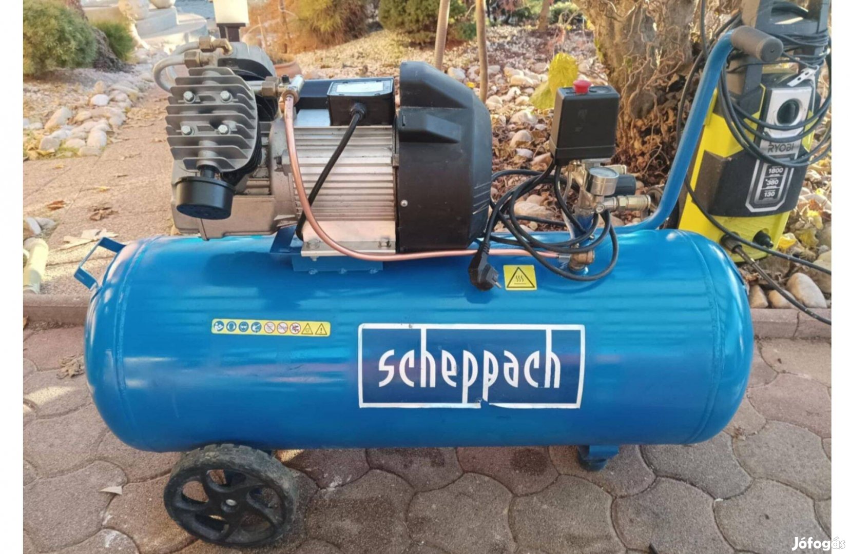 Scheppach 100 L es 10 báros kéthengeres olajos kompresszor