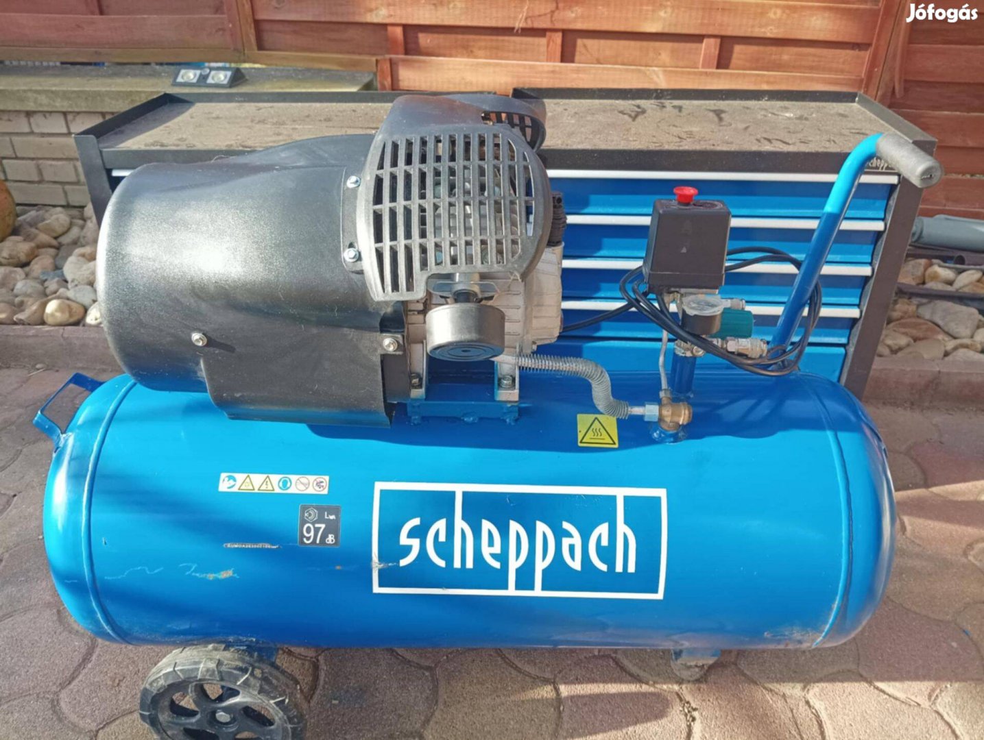 Scheppach 100 L es kéthengeres olajos kompresszor 10 báros