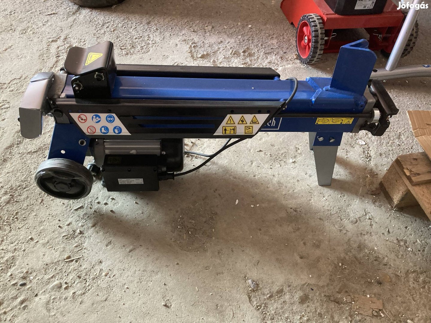 Scheppach Rönkhasító 7 tonnás 230V eladó