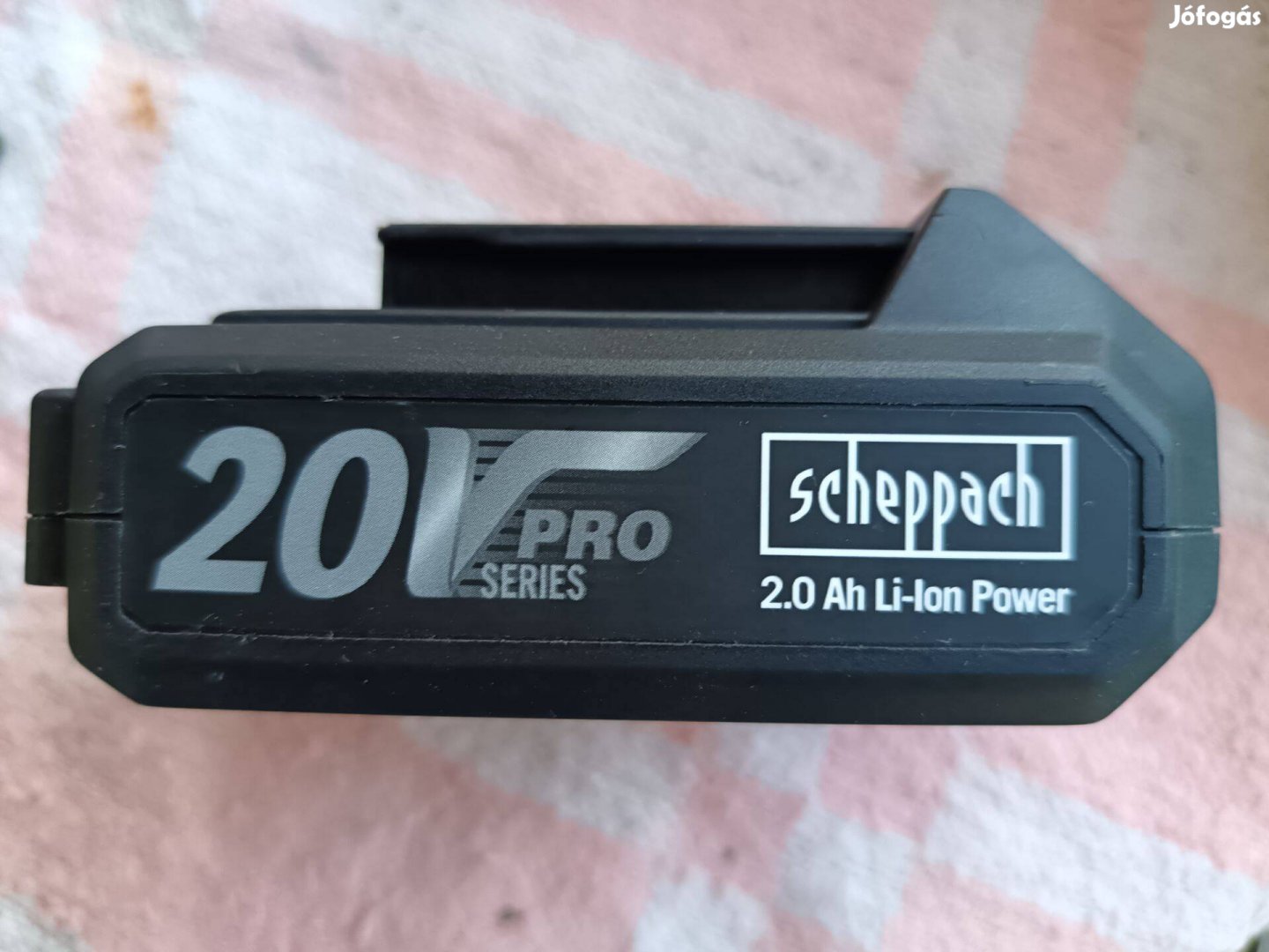 Scheppach akkumulátor és töltő, kerti gépekhez