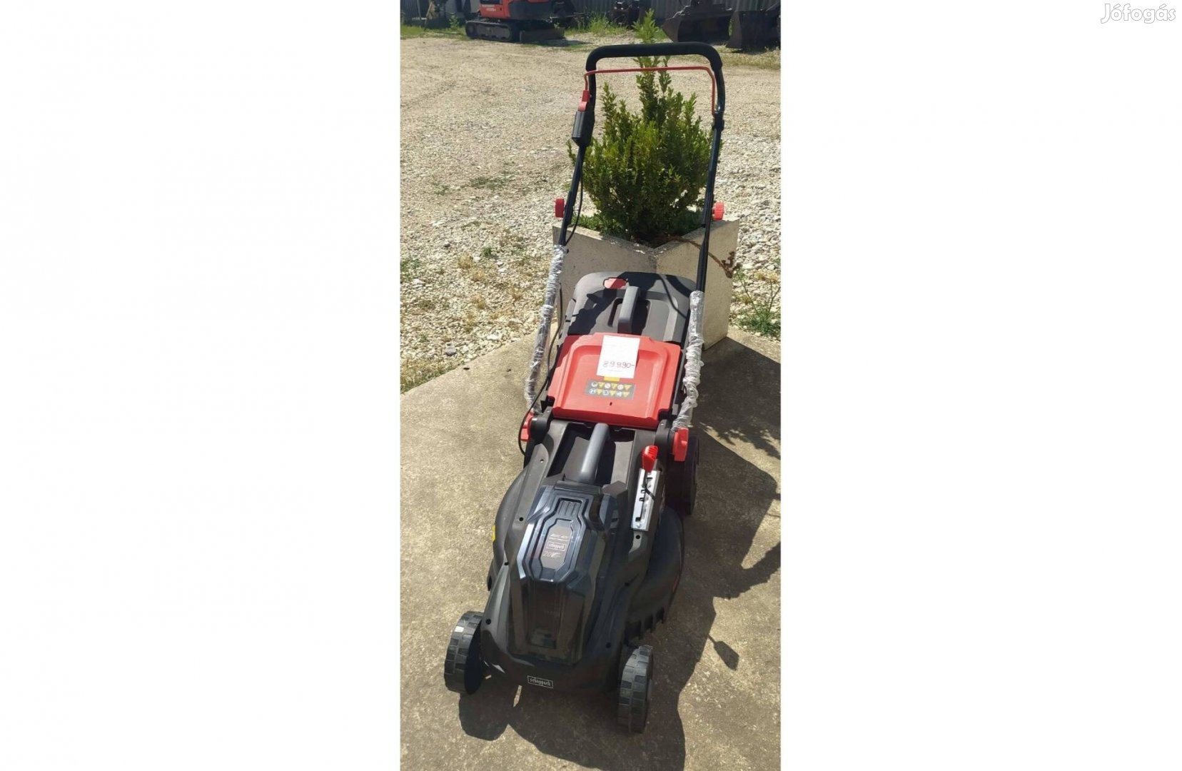 Scheppach akkumulátoros fűnyíró akkuval, töltővel Akció0827