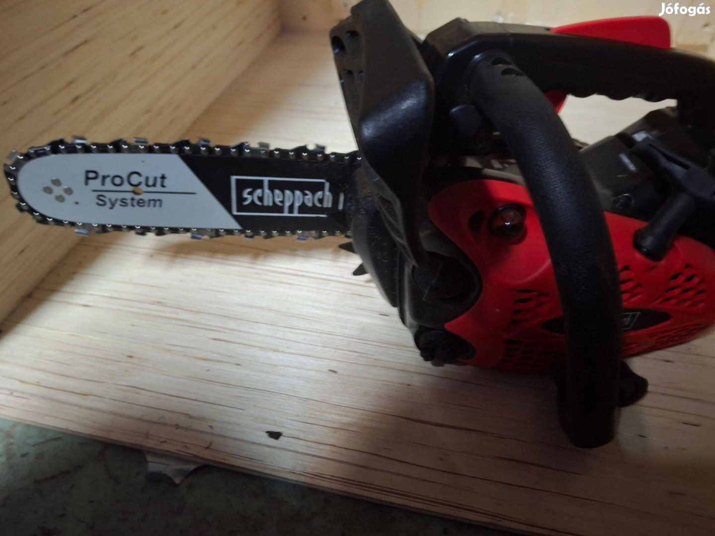 Scheppach egy kezes láncfűrész