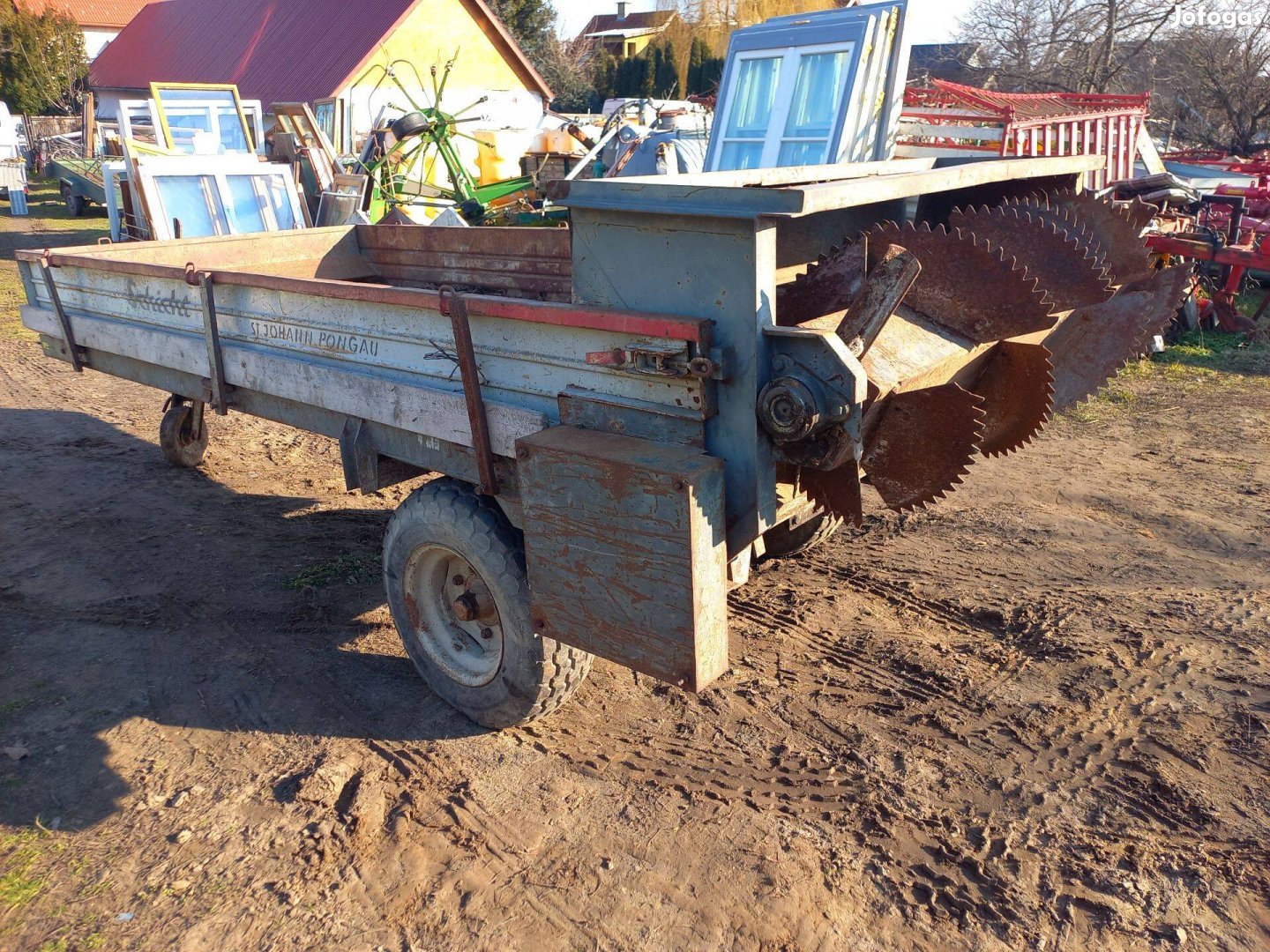 Schicht Trágyaszóró 3.5 t