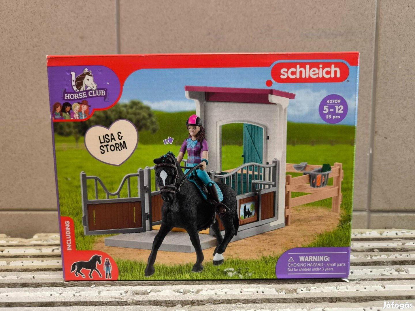 Schleich 42709 Lisa és Rtorm hannoveri lova istállóval új, bontatlan