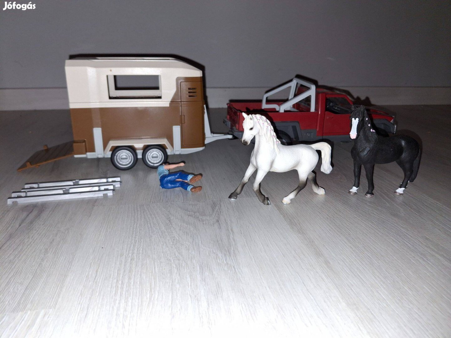 Schleich lószállító