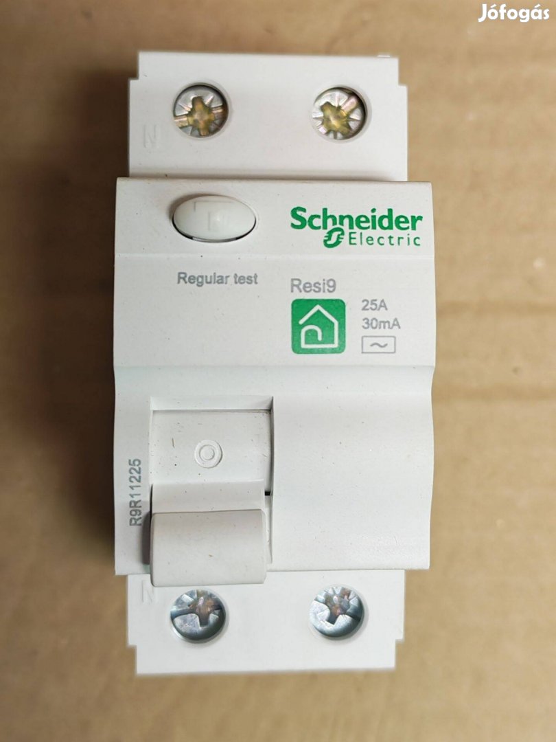 Schneider 25A, 30mA 2 pólusú áram-védőkapcsoló Fi relé