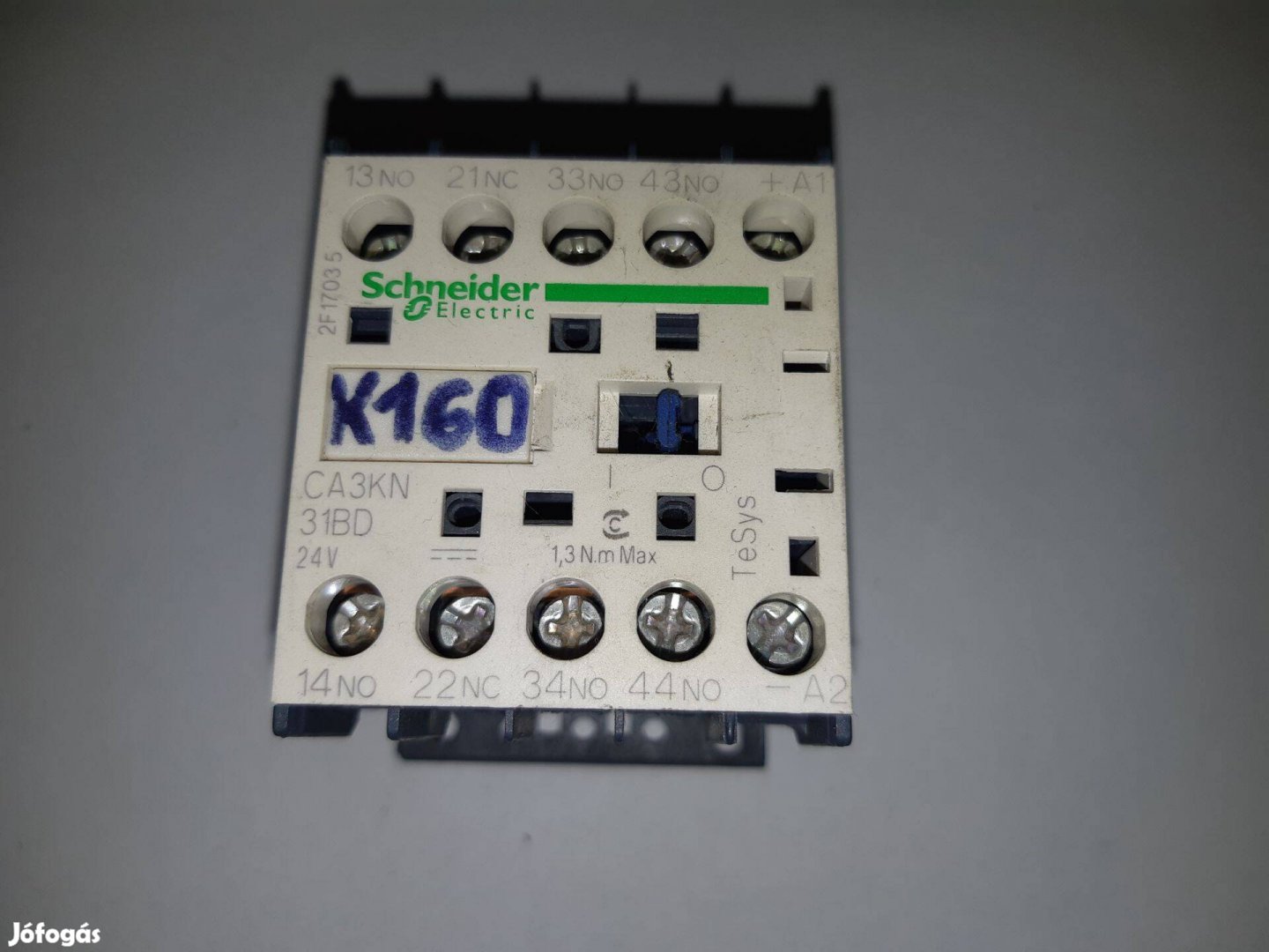 Schneider CA3KN31BD segédkapcsoló /440