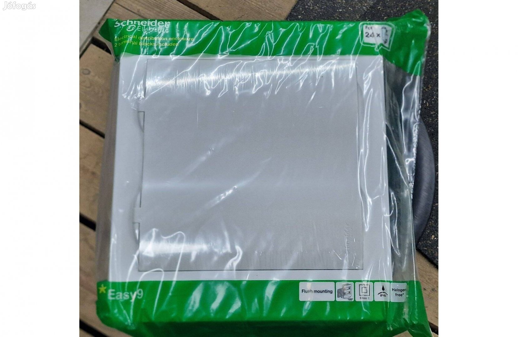 Schneider Electric Easy9 kiselosztó 24 modul 2 soros süllyesztett