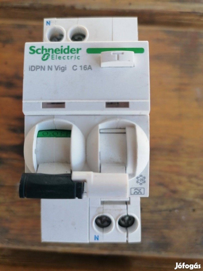 Schneider Electric áramvédős kismegszakító