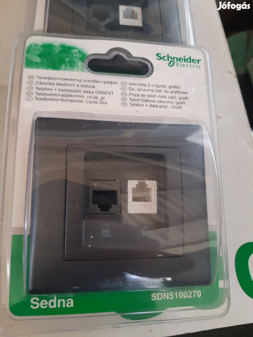 Schneider Sedna telefon és számítógép aljzat CAT.5E Grafit SDN5100270