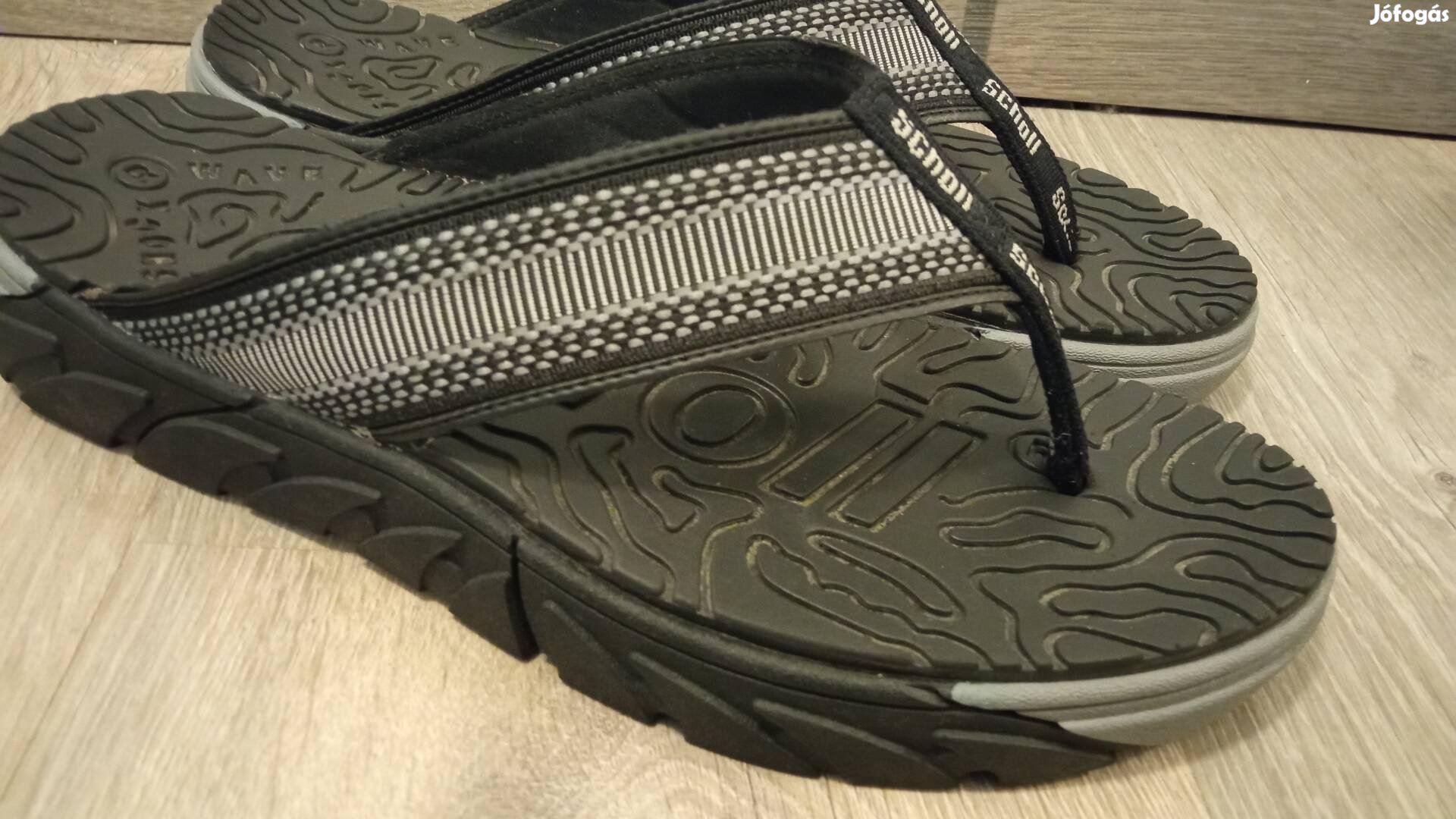 Scholl férfi papucs 43